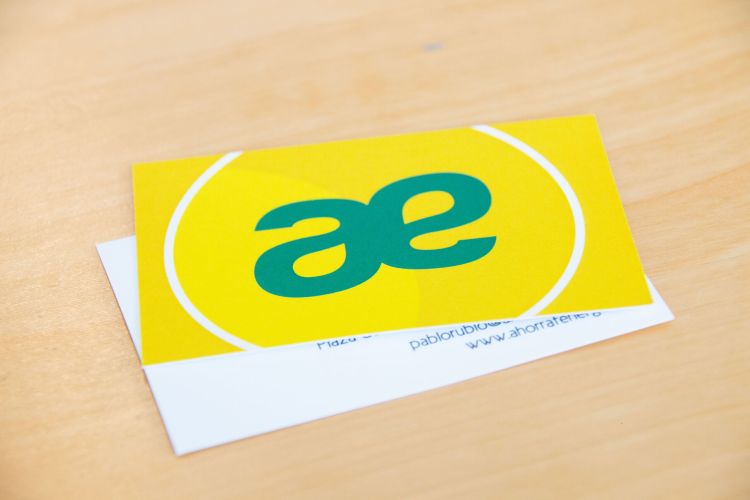 Diseño de tarjetas para Ahorra Energía
